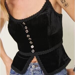 Reformation Minna Velvet Top size 10 NWT black